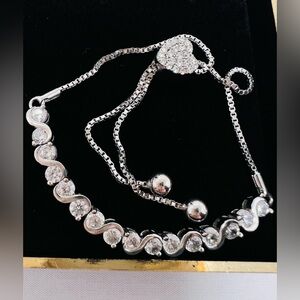 IBB Sterling Silver Zirconia Circular Setting Heart Adjustable Chain Bracelet